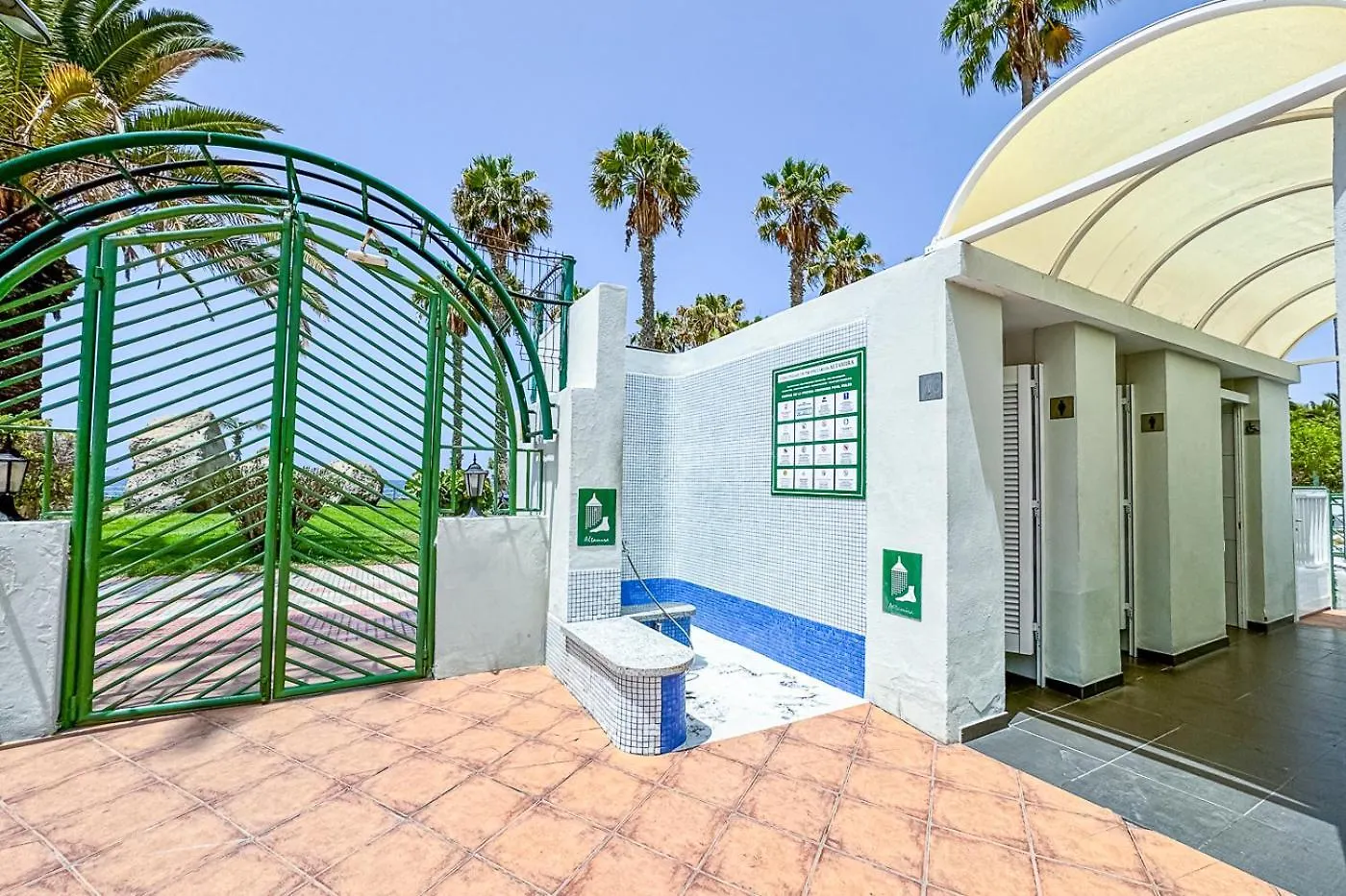 Apartment In Beachfront Complex In El Duque Area, Costa Adeje Spain