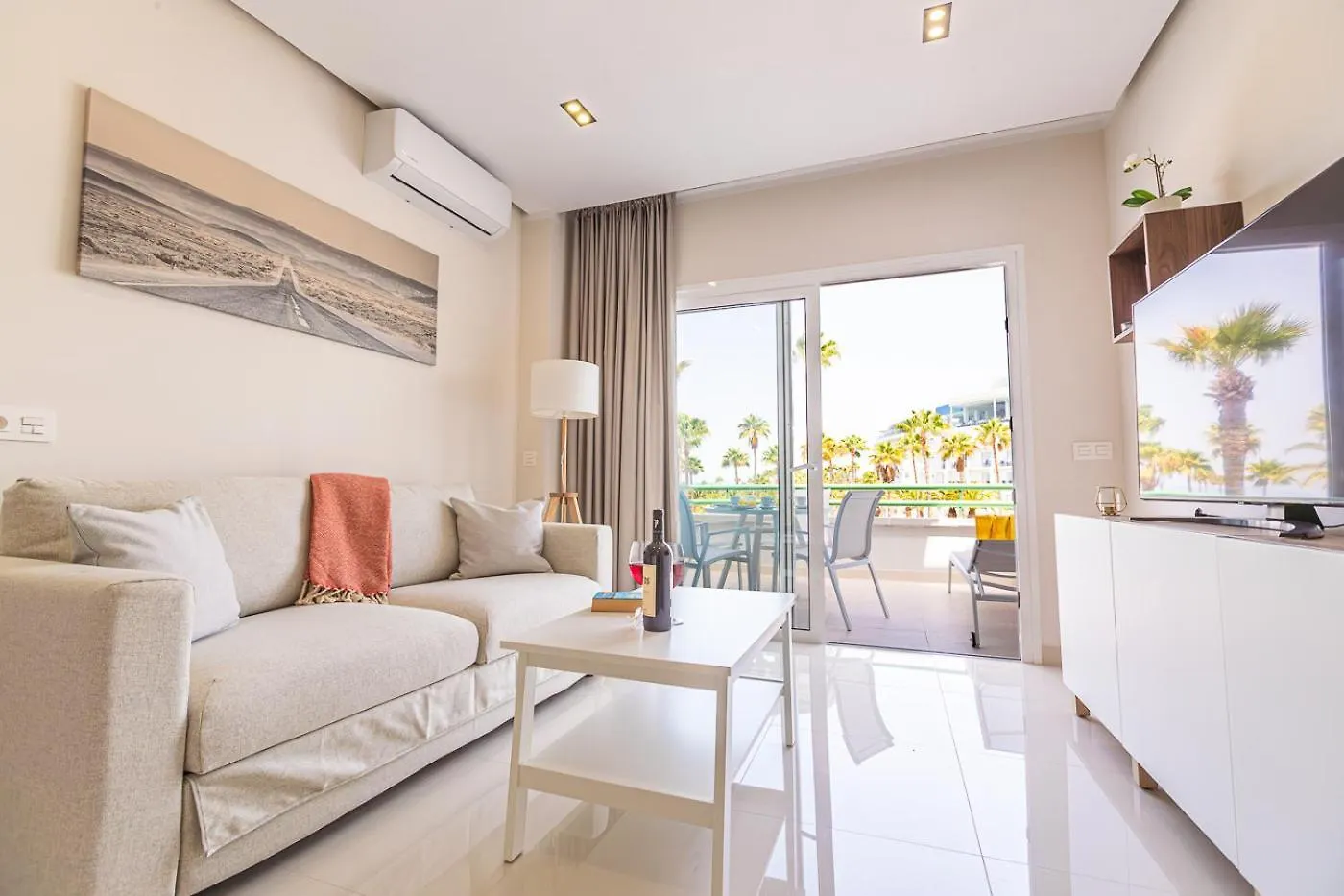 Apartment In Beachfront Complex In El Duque Area, Costa Adeje 0*, Costa Adeje (Tenerife) Spain