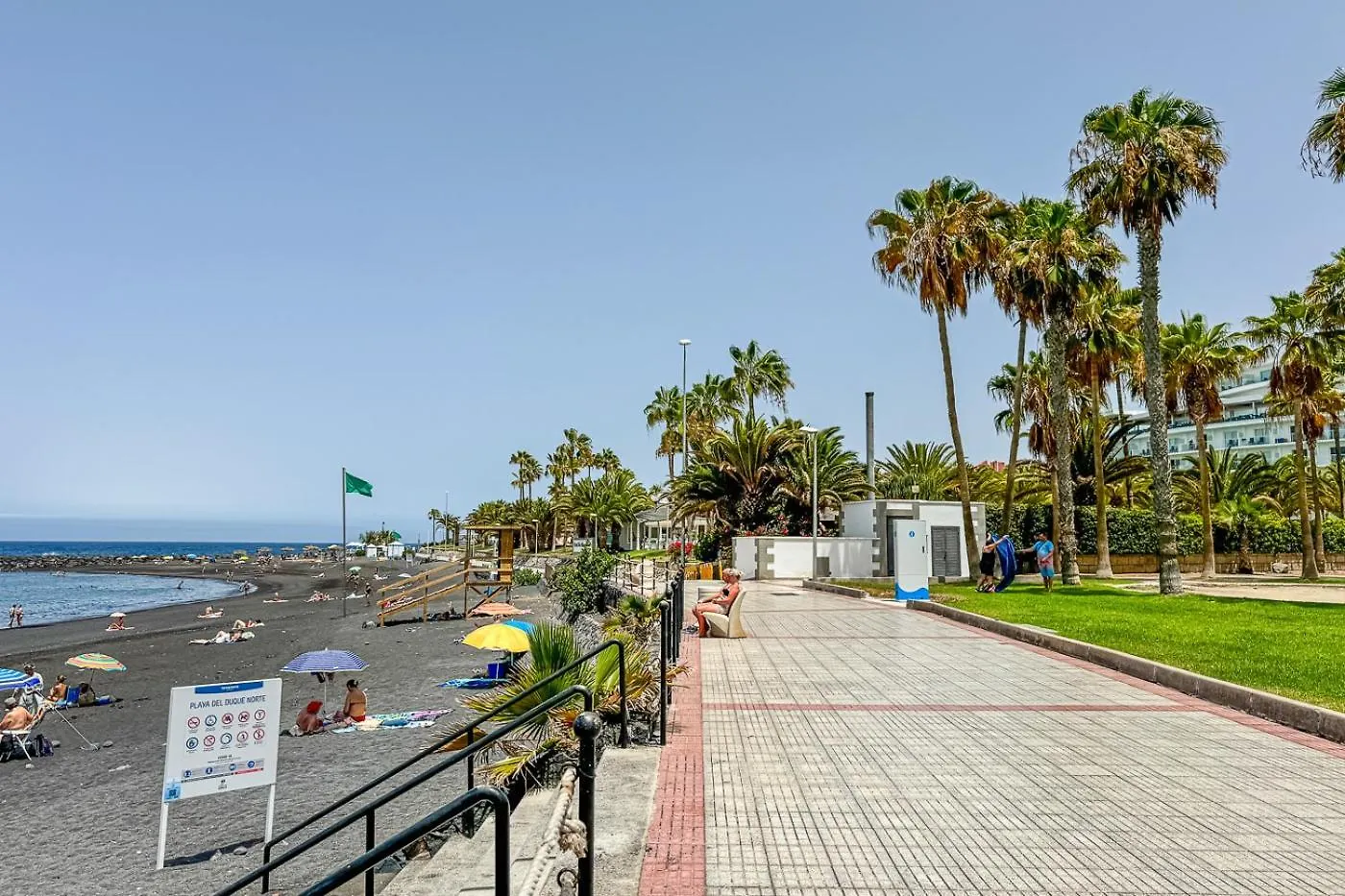 Apartment In Beachfront Complex In El Duque Area, Costa Adeje